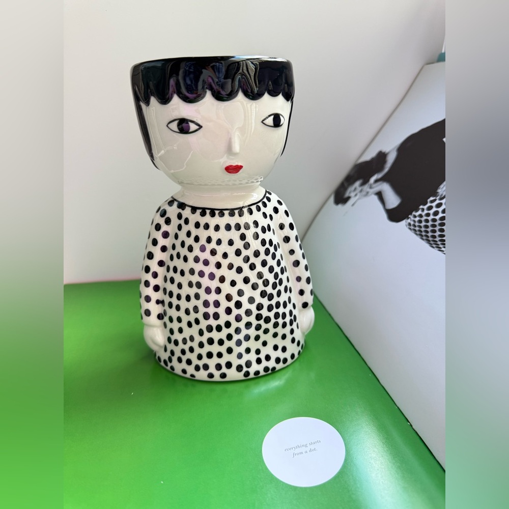 Anthropologie Kinska Melena Hand Painted Face Pot | Modern Ceramic Planter‎ - Picture 3 of 9